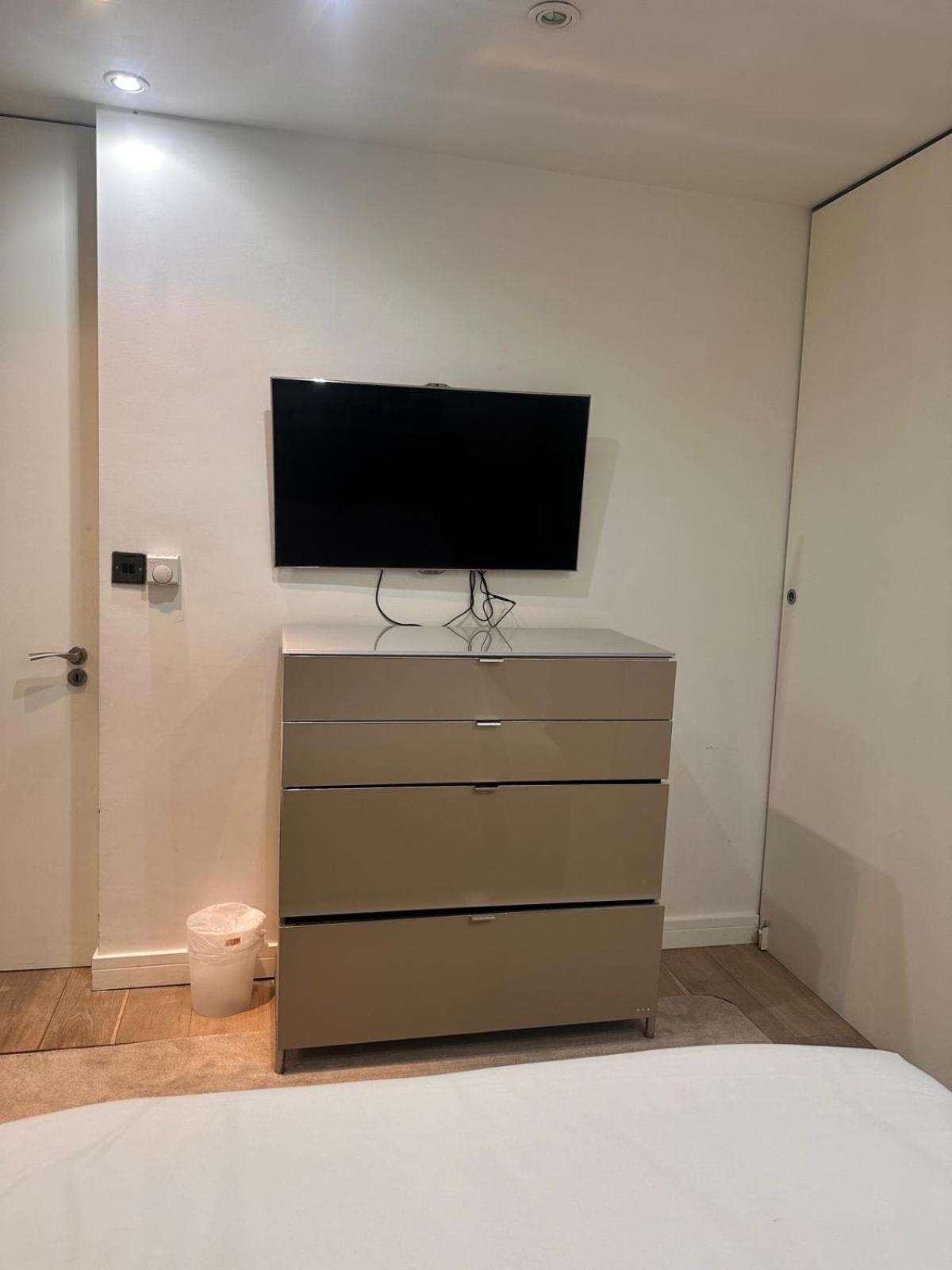 Spacious Central London Flat - 2Bhk Exterior photo